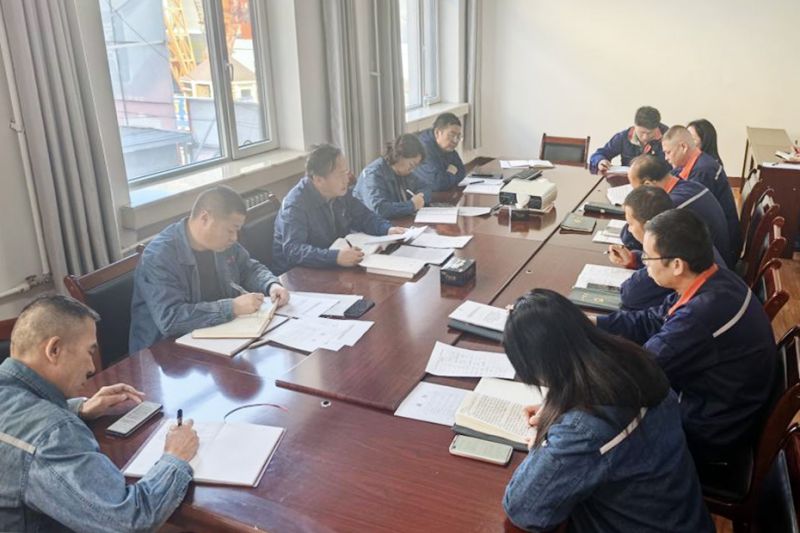 配送公司党委召开理论进建中心组进建会